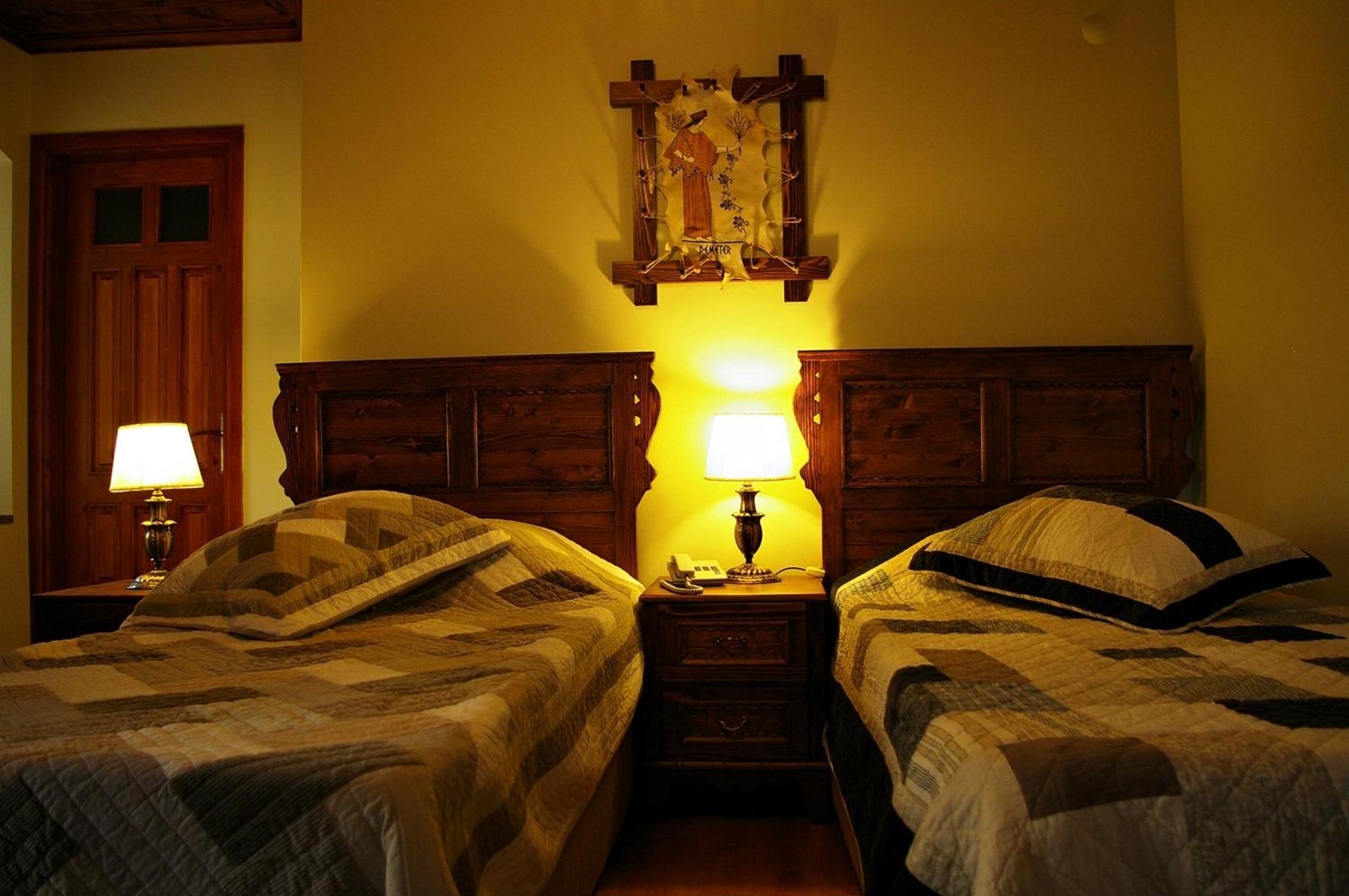 Hera Hotel Bergama Bagian luar foto