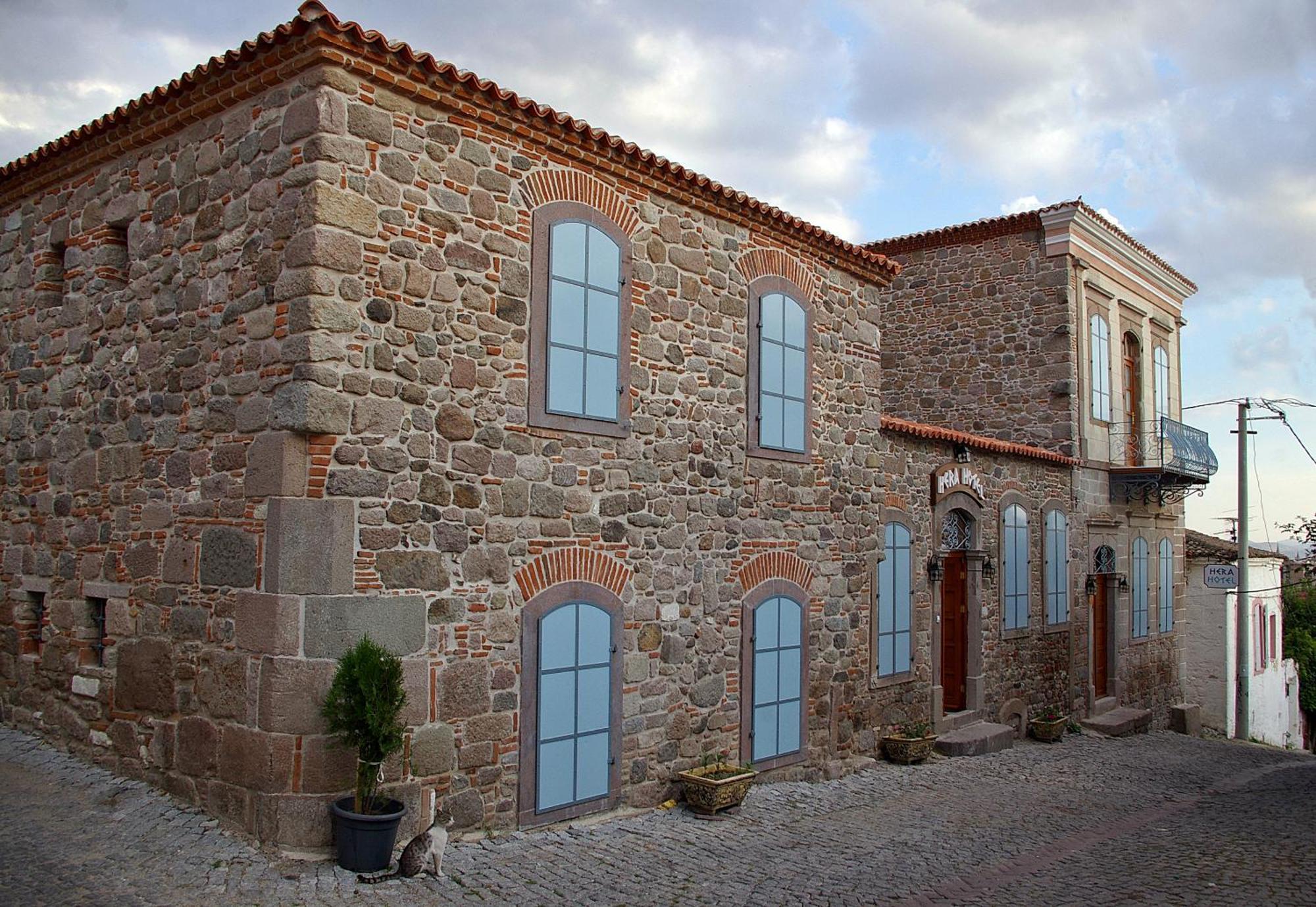 Hera Hotel Bergama Bagian luar foto