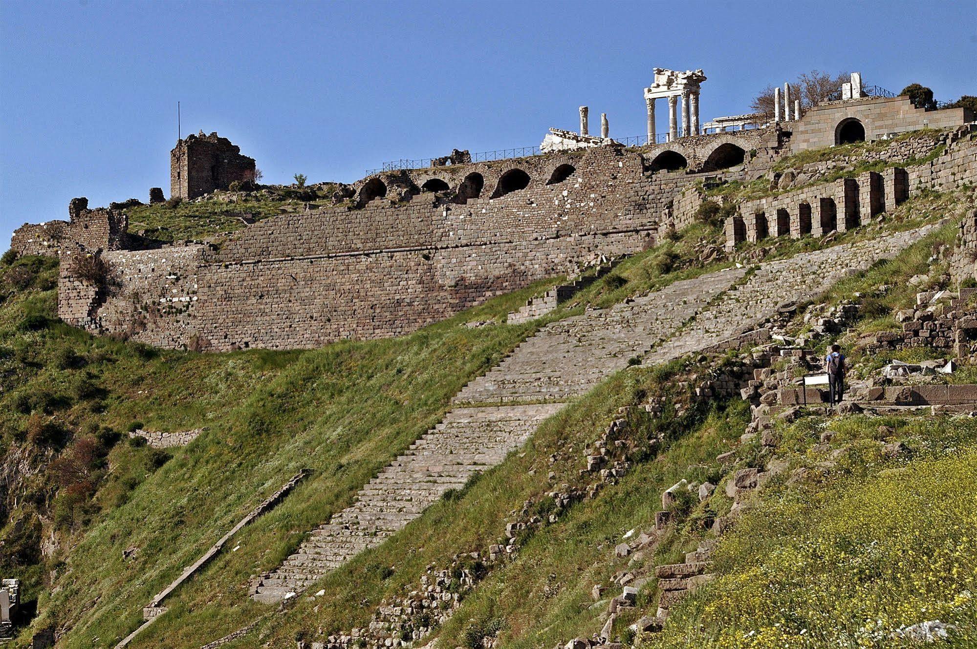 Hera Hotel Bergama Bagian luar foto
