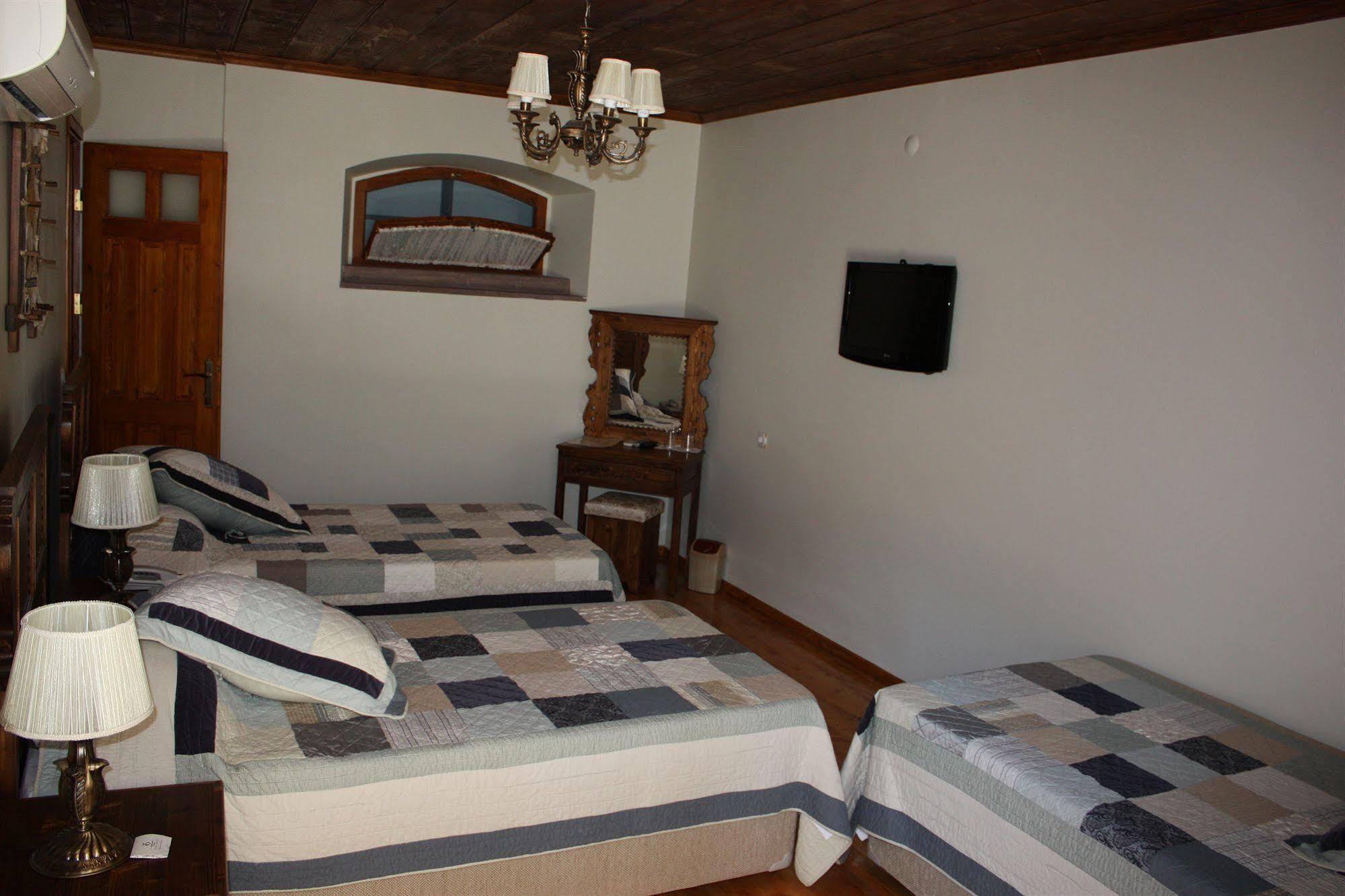 Hera Hotel Bergama Bagian luar foto