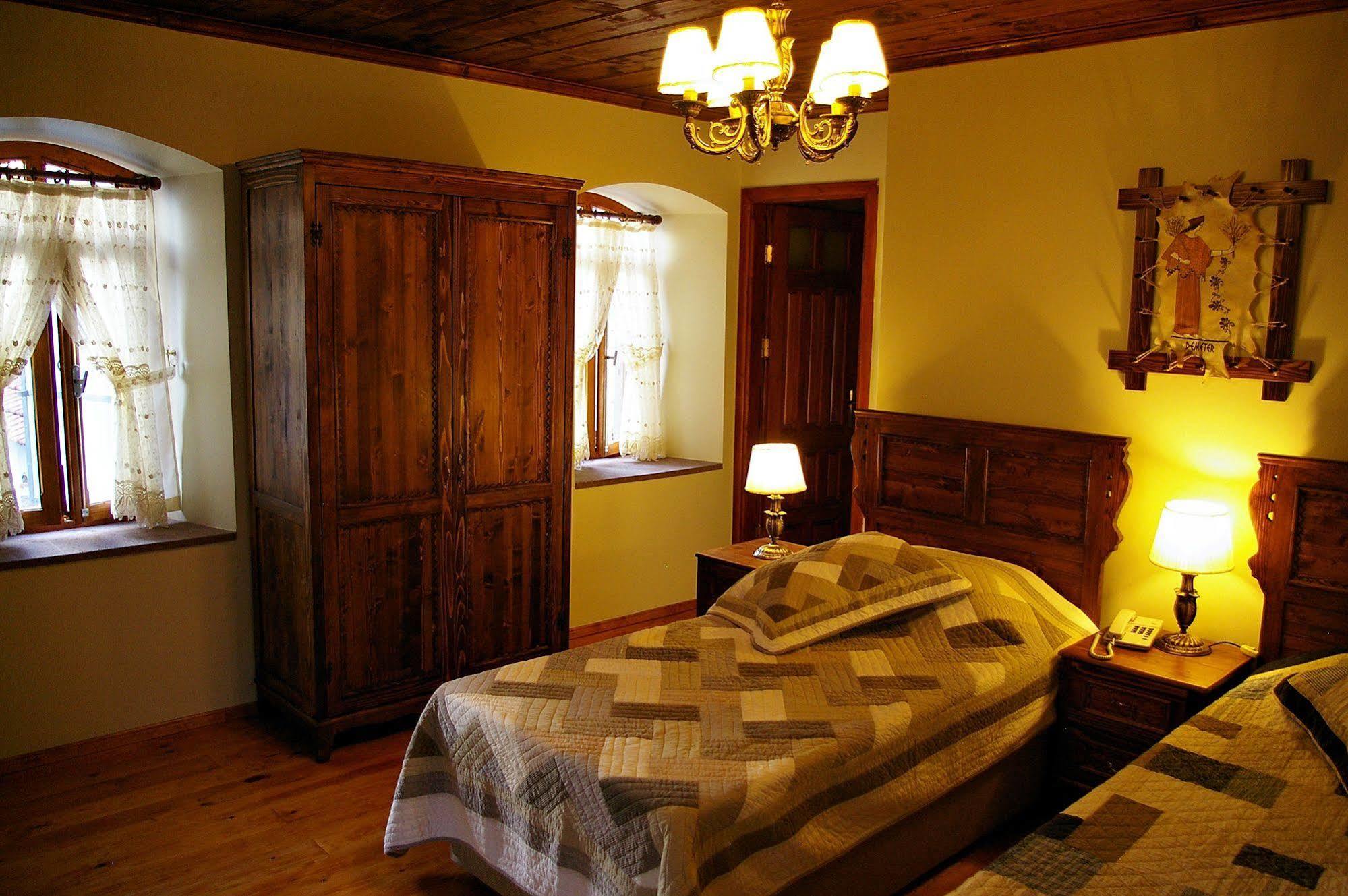 Hera Hotel Bergama Bagian luar foto