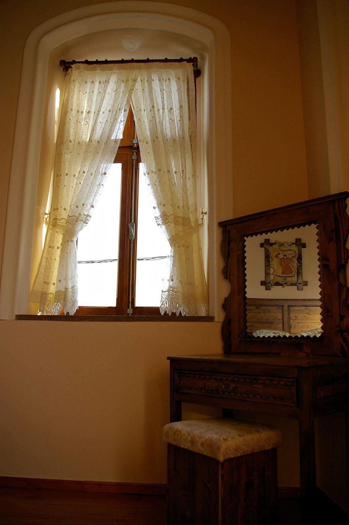 Hera Hotel Bergama Bagian luar foto